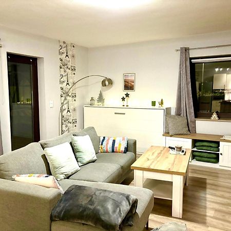 Grosse Wohnkueche, Terrasse, Schlafzimmer Am Steinhuder Meer, Wlan, Parkplatz, Fussbodenheizung, 70Qm Wunstorf Dış mekan fotoğraf