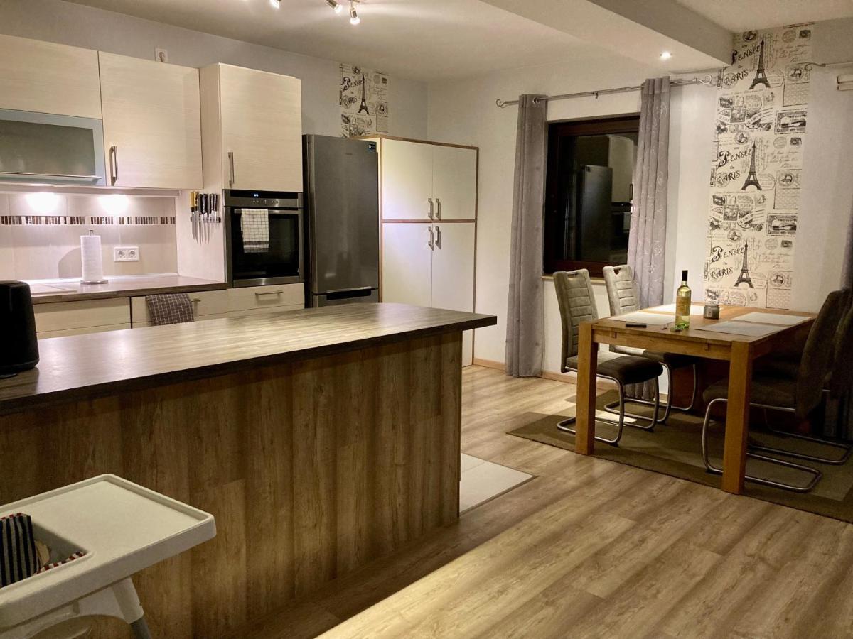 Grosse Wohnkueche, Terrasse, Schlafzimmer Am Steinhuder Meer, Wlan, Parkplatz, Fussbodenheizung, 70Qm Wunstorf Dış mekan fotoğraf